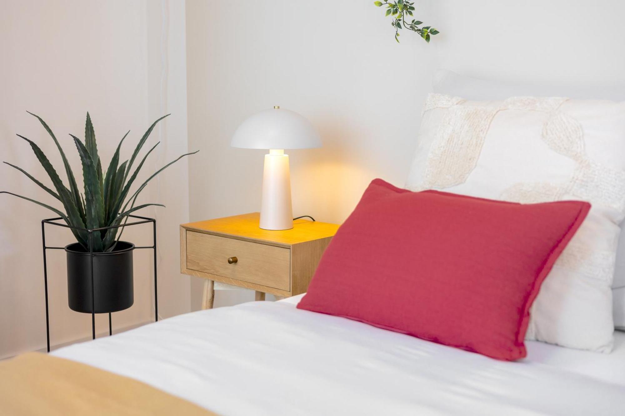Апартаменти Bright 2Br - 4Th Floor, Balcony, Free Parking By Gravity Прага Екстер'єр фото